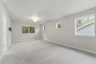 8565 SW 176th Ave, Beaverton, OR 97007 - Photo 23