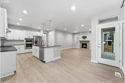 8565 SW 176th Ave, Beaverton, OR 97007 - Photo 13