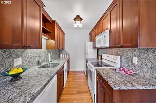 2533 NW Marshall St, Portland, OR 97210 - Photo 13