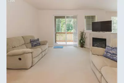 4556 SW 11th St, Gresham, OR 97080 - Photo 5