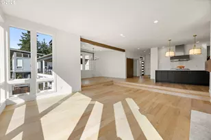 3718 SW Hillside Dr, Portland, OR 97221 - Photo 11