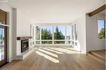 3718 SW Hillside Dr, Portland, OR 97221 - Photo 7