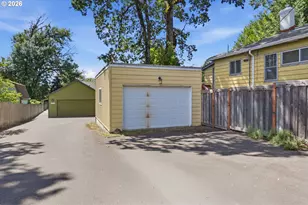 10535 SW 80th Ave, Tigard, OR 97223 - Photo 31