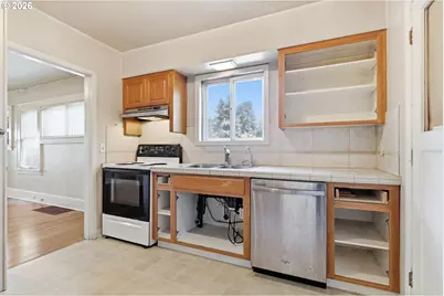 10535 SW 80th Ave, Tigard, OR 97223 - Photo 11