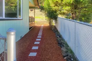 1358 NE Lincoln St, Roseburg, OR 97470 - Photo 21