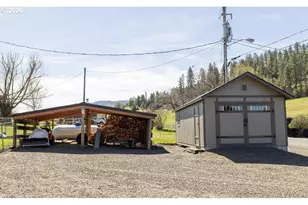 503 S Holmes St, Wallowa, OR 97885 - Photo 43