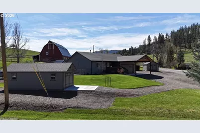 503 S Holmes St, Wallowa, OR 97885 - Photo 45