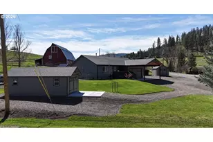 503 S Holmes St, Wallowa, OR 97885 - Photo 45