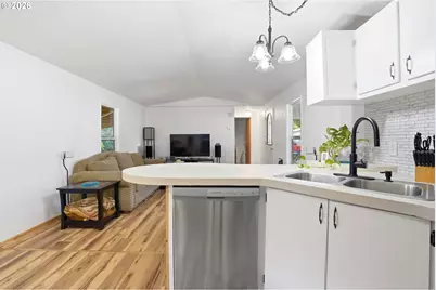 8750 SE 155th Ave #22, Happy Valley, OR 97086 - Photo 9