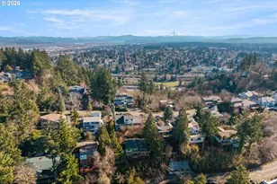 2831 NE Rocky Butte Rd, Portland, OR 97220 - Photo 33