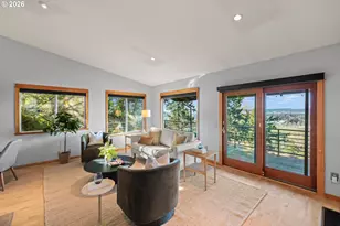 2831 NE Rocky Butte Rd, Portland, OR 97220 - Photo 15