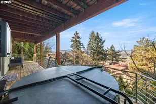 2831 NE Rocky Butte Rd, Portland, OR 97220 - Photo 25