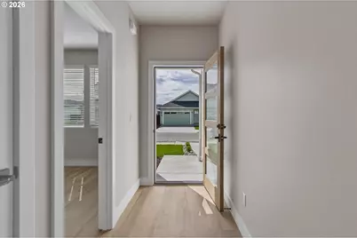 628 SE 34th St, Battle Ground, WA 98604 - Photo 5