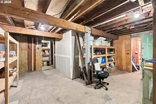 9124 SW 23rd Dr, Portland, OR 97219 - Photo 37