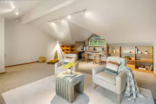 653 Brookside Dr, Eugene, OR 97405 - Photo 41