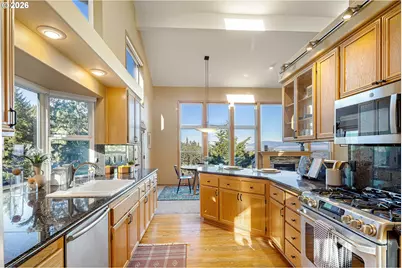 653 Brookside Dr, Eugene, OR 97405 - Photo 21