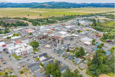 190 E 3rd St, Coquille, OR 97423 - Photo 13