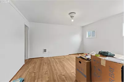 190 E 3rd St, Coquille, OR 97423 - Photo 29