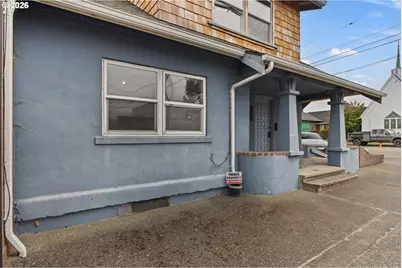 190 E 3rd St, Coquille, OR 97423 - Photo 15
