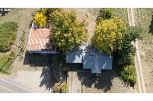 2584 Yokum Rd, Riddle, OR 97469 - Photo 3
