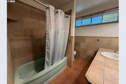 2584 Yokum Rd, Riddle, OR 97469 - Photo 17
