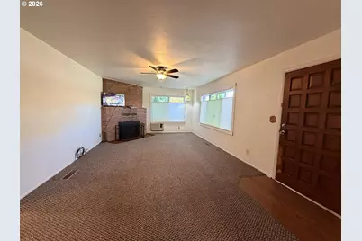 2584 Yokum Rd, Riddle, OR 97469 - Photo 11