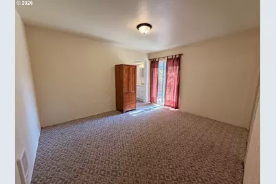 2584 Yokum Rd, Riddle, OR 97469 - Photo 21
