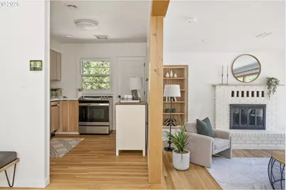 11207 SW 53rd Ave, Portland, OR 97219 - Photo 9