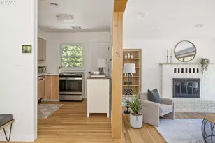 11207 SW 53rd Ave, Portland, OR 97219 - Photo 9