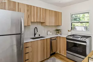 11207 SW 53rd Ave, Portland, OR 97219 - Photo 17