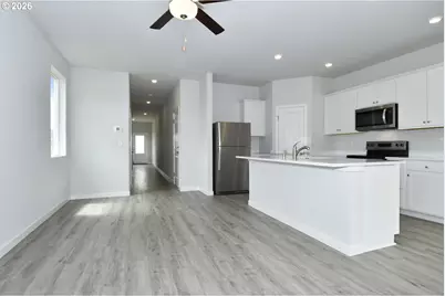 749 NE 13th St, Battle Ground, WA 98604 - Photo 9
