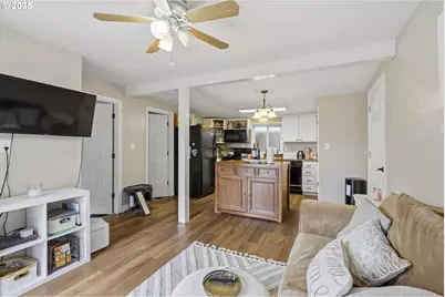 952 Main St E, Monmouth, OR 97361 - Photo 31