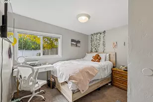 952 Main St E, Monmouth, OR 97361 - Photo 35