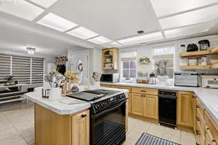 952 Main St E, Monmouth, OR 97361 - Photo 11