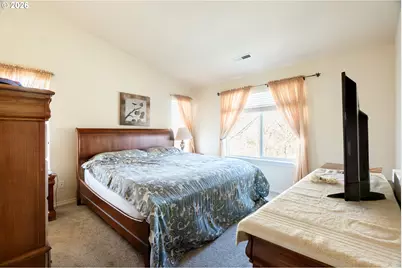 1037 NE Creeksedge Dr, Hillsboro, OR 97124 - Photo 27