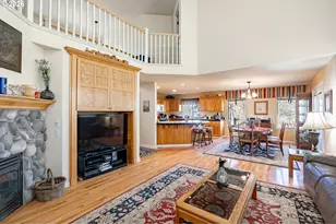 1037 NE Creeksedge Dr, Hillsboro, OR 97124 - Photo 13