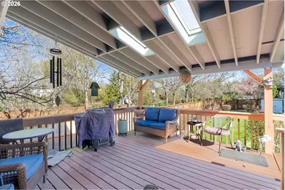 1037 NE Creeksedge Dr, Hillsboro, OR 97124 - Photo 37