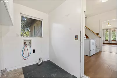612 N State St, Sutherlin, OR 97479 - Photo 41