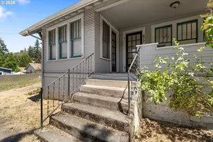 612 N State St, Sutherlin, OR 97479 - Photo 5