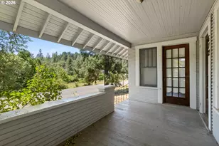 612 N State St, Sutherlin, OR 97479 - Photo 7