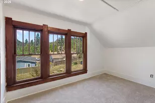 612 N State St, Sutherlin, OR 97479 - Photo 37