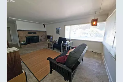 842 NE 113th Ave, Portland, OR 97220 - Photo 3