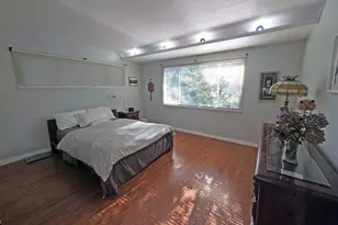 842 NE 113th Ave, Portland, OR 97220 - Photo 9