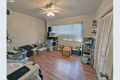 842 NE 113th Ave, Portland, OR 97220 - Photo 13