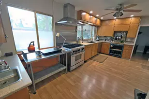 842 NE 113th Ave, Portland, OR 97220 - Photo 5