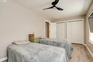 7860 SW 135th Ave, Beaverton, OR 97008 - Photo 37