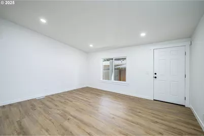 13620 SW Beef Bend Rd #38, Portland, OR 97224 - Photo 3