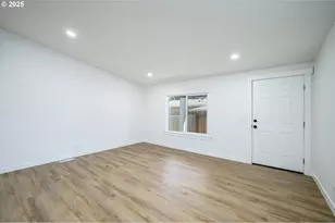 13620 SW Beef Bend Rd, Portland, OR 97224 - Photo 3