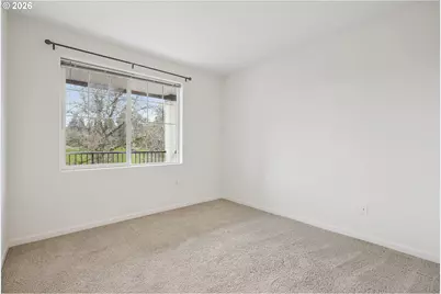 595 NW Lost Springs Ter #204, Portland, OR 97229 - Photo 25