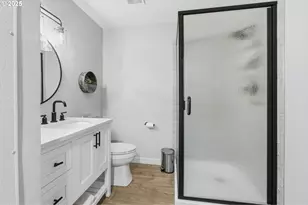 353 72nd St, Springfield, OR 97478 - Photo 19